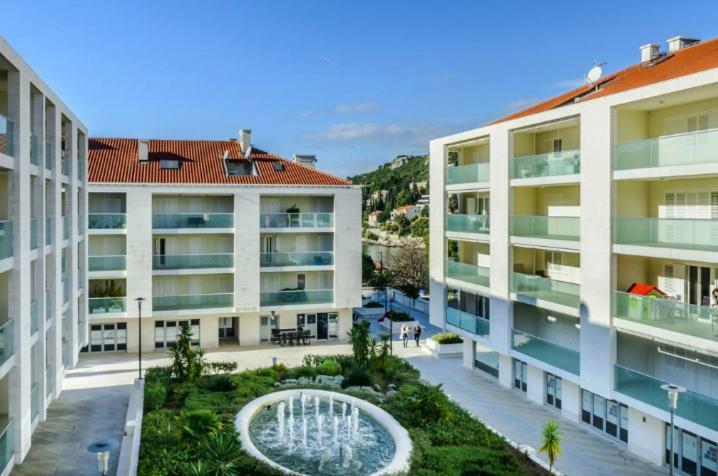 Beachfront Luxury Complex 2Bd Sunset Apartment Ragusa Esterno foto
